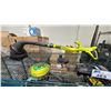 Image 2 : *TESTED WORKING* RYOBI EASY EDGE CORDLESS TRIMMER WITH BATTERY, CHARGER & SPOOL OF RINO-TUFF HEAVY