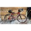 Image 1 : SPECIALIZED COLUMBUS SQUADRA CORSE 2- SPEED BIKE WITH FENIX BIKE LIGHT