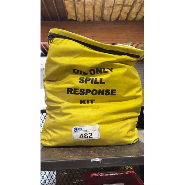 OIL ONLY SPILL RESPONSE KIT