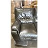 Image 2 : 3-PC SECTIONAL RECLINING SOFA (SOME COSMETIC DAMAGE)