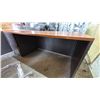 Image 3 : 3-DRAWER WOOD EXECUTIVE DESK 72" X 36" X 30"