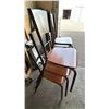 Image 2 : 6 STACKING METAL & WOOD CHAIRS