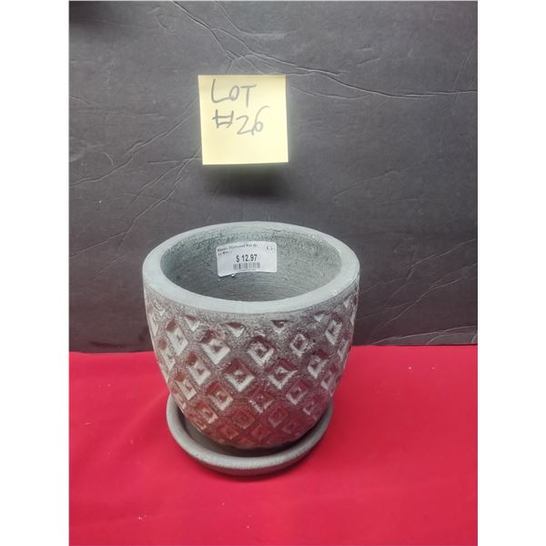 Essex Diamond Plant Pot