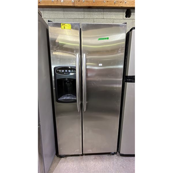 MAYTAG STAINLESS STEEL 33" WIDE SIDE BY SIDE REFRIGERATOR