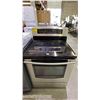 Image 1 : LG 5 BURNER FLAT TOP RANGE WITH CONVECTION OVEN