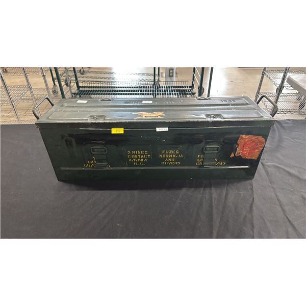 VINTAGE 28  WIDE METAL AMMUNITION BOX