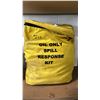 Image 1 : OIL ONLY SPILL RESPONSE KIT