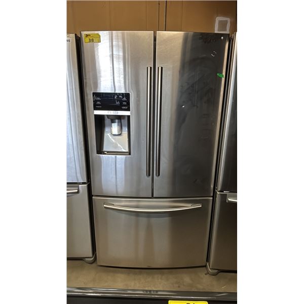 SAMSUNG 36" WIDE STAINLESS STEEL FRENCH DOOR FRIDGE WITH BOTTOM FREEZER DRAWER