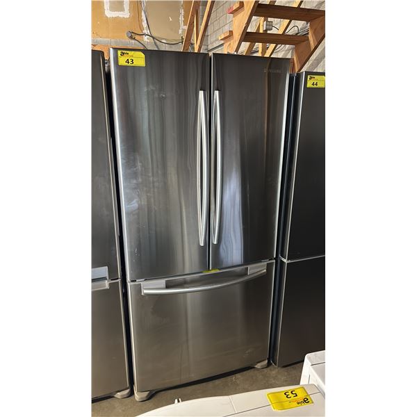 SAMSUNG 32" WIDE STAINLESS STEEL FRENCH DOOR FRIDGE WITH BOTTOM FREEZER DRAWER