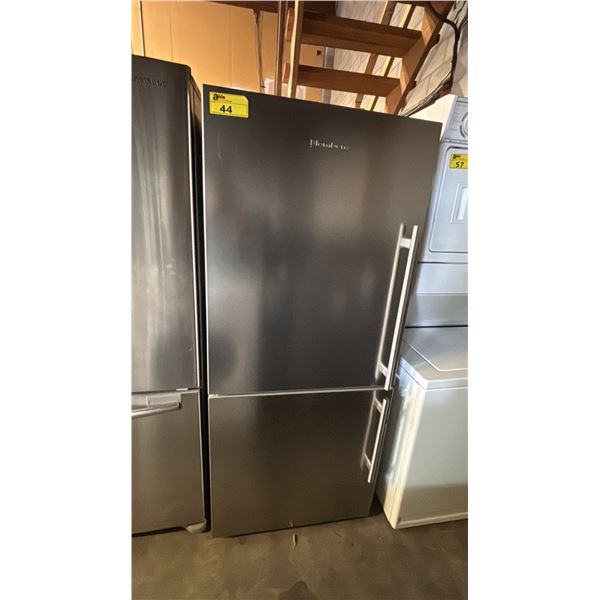 BLOMBERG 29" WIDE STAINLESS STEEL SWING DOOR FRIDGE WITH BOTTOM FREEZER