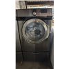 Image 2 : SAMSUNG STEAM FRONT LOAD WASHER & DRYER SET ON PEDESTAL BASES