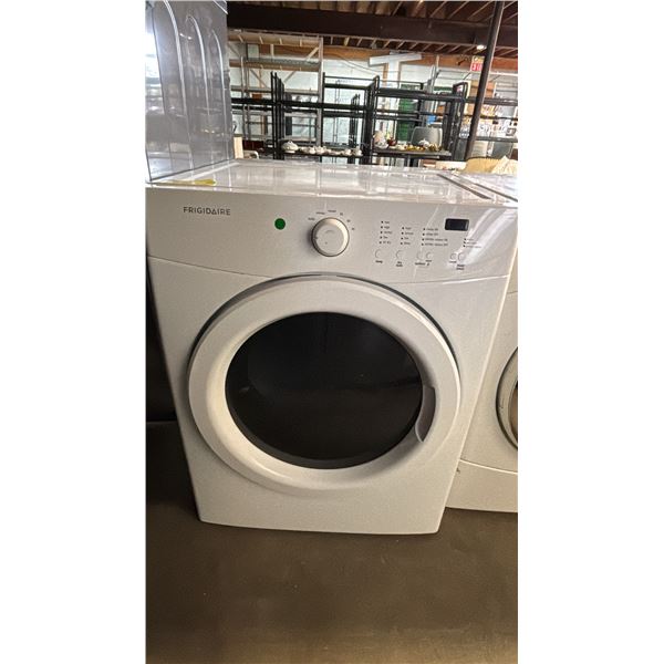 FRIGIDAIRE CLOTHES DRYER