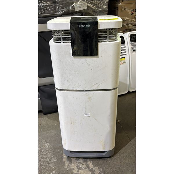 FRESH AIR DEHUMIDIFIER - *MOLD PRESENT BEHIND BACK PANEL/REQUIRES CLEANING/MISSING A WHEEL*