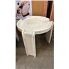 Image 3 : (2) PLASTIC STACKING CHAIRS, PLASTIC STOOL & METAL SIDE TABLE