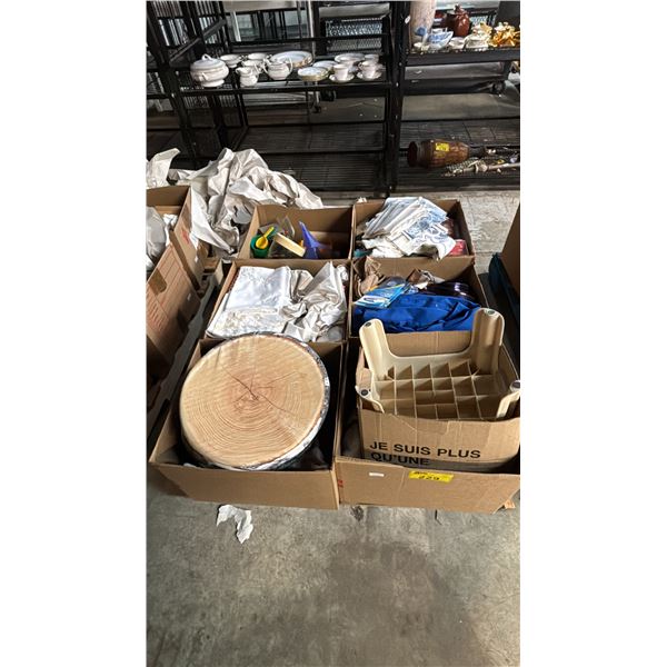 PALLET OF HOUSEHOLD ITEMS: TABLE LINENS, DECORATIVE ITEMS, CUSHIONS & MORE *MUST TAKE ALL ON PALLET*