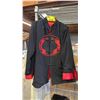 Image 1 : VINTAGE UNISEX ASIAN BLACK SILK JACKET WITH RED DRAGON EMBROIDERY: SIZE L