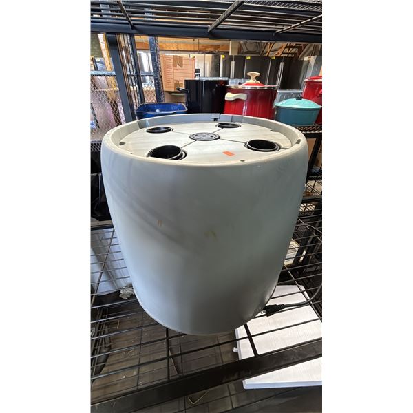 HYDROPONICS GROWING SYSTEM