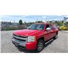 Image 2 : 2010 CHEVROLET SILVERADO 1500 LS, 4DR CREW CAB PU, RED, VIN 1GCSKREA8AZ209119,
