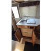 Image 20 : 1995 CHEVROLET G-SERIES, MOTOR HOME, WHITE, VIN 1GBJG31K8SF159466,
