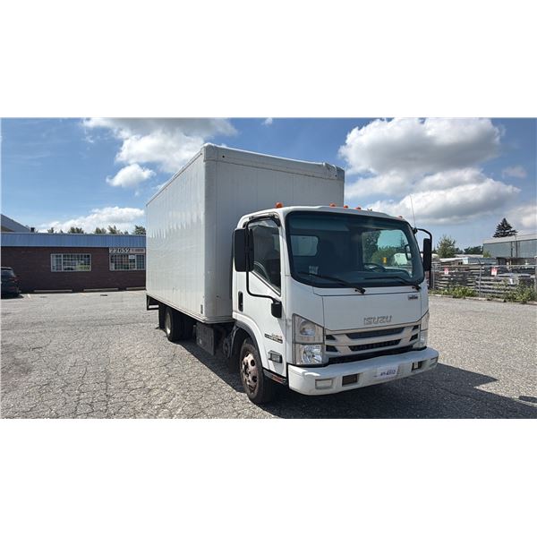 2018 ISUZU NPR HD, 2DR BOX TRUCK, WHITE, VIN JALC4W161J7010535,