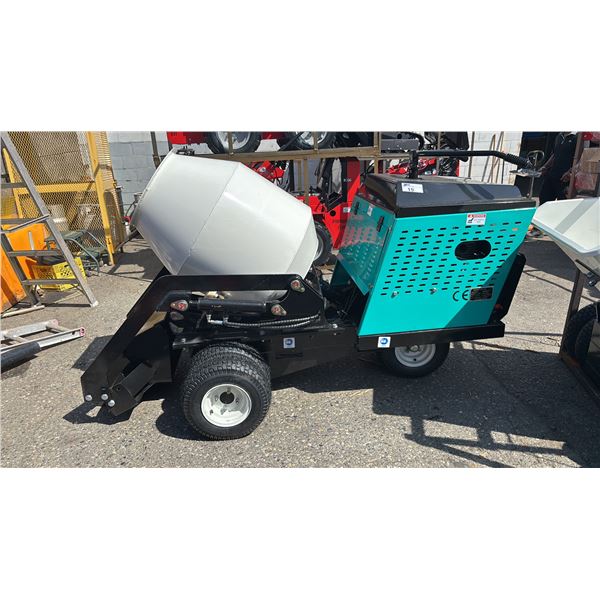 *NEW* MT800 WHEELED MINI MIXER TRUCK WITH REPAIR TOOL BOX - 1760LB MAX. LOAD CAPACITY