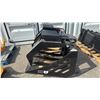 Image 2 : *NEW* 72" GIYI HWG672 SKID STEER HOLLOW WOOD GRABBER