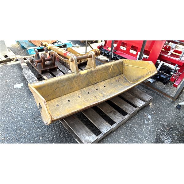 YELLOW EXCAVATOR BUCKET