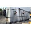 Image 1 : *NEW* ALUMINUM DEER MOTIF DRIVEWAY GATES