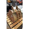 Image 3 : HEAVY DUTY EXCAVATOR BUCKET