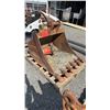 Image 1 : ACCURATE EXCAVATOR DIGGING BUCKET WITH TEETH