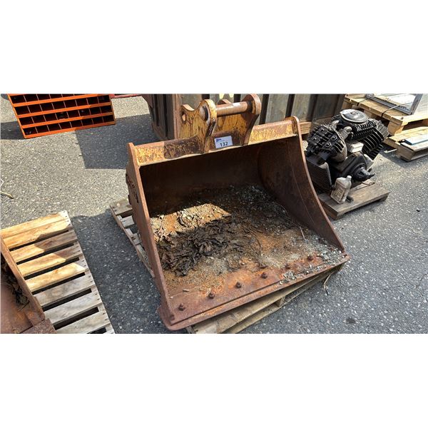 ACCURATE EXCAVATOR DIGGING BUCKET
