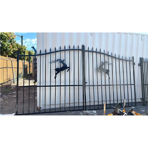 *NEW* ALUMINUM DEER MOTIF DRIVEWAY GATES