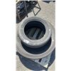 Image 2 : NOKIAN 255/55R TIRE & ARMOR STEEL RSA2 11R24.5 TIRE