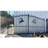 Image 1 : *NEW* ALUMINUM DEER MOTIF DRIVEWAY GATES