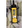 Image 1 : POWER FIST 2-3/4 TON HEAVY DUTY SERVICE JACK
