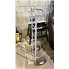 Image 2 : P-NOSE HAND TRUCK