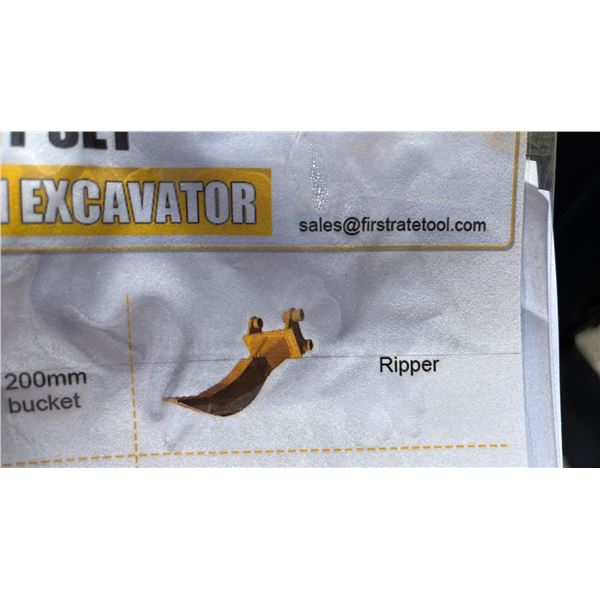 *NEW*  RIPPER ATTACHMENT FOR A CAT 301 MINI EXCAVATOR