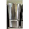Image 1 : SAMSUNG 32" WIDE STAINLESS STEEL FRENCH DOOR FRIDGE WITH BOTTOM FREEZER DRAWER