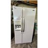 Image 1 : WHIRLPOOL 33" WIDE WHITE SIDE BY SIDE FRIDGE *NEEDS CLEANING*