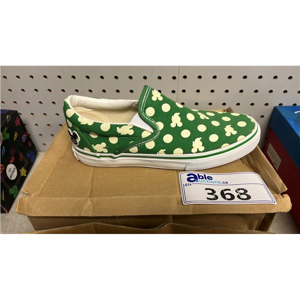 *NEW* DISNEY "IT'S MICKEY" GREEN SIZE 37 CANVAS SHOES