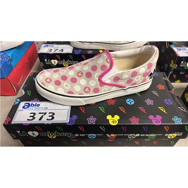 *NEW* DISNEY "IT'S MICKEY" PINK SIZE 36 CANVAS SHOES