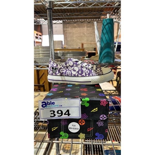 *NEW* DISNEY "IT'S MICKEY" PURPLE SIZE 35 CANVAS SHOES