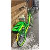 Image 3 : E-ASSISTED GREEN & YELLOW BICYCLE WITH KEY & CHARGER