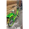 Image 3 : E-ASSISTED GREEN & YELLOW BICYCLE WITH KEY & CHARGER