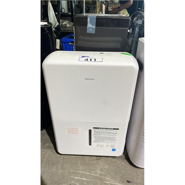 INSIGNIA 50 PINT DEHUMIDIFIER WITH PUMP