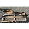 Image 1 : REESE TOWPOWER ADJUSTABLE TOW BAR