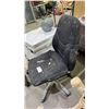 Image 2 : ROLLING ADJUSTABLE CHAIR - *NEEDS DEEP CLEANING*