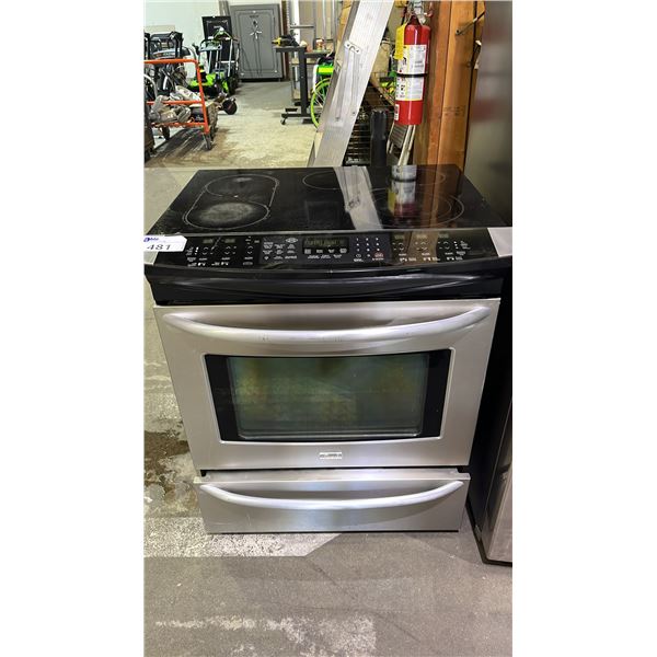 KENMORE 5 BURNER FLAT TOP RANGE WITH BRIDGE ELEMENT & HYBRID CONVECTION OVEN