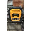 Image 4 : EVERSTART MAX JUMP STARTER/AIR COMPRESSOR & 2 CAT JUMP STARTER/AIR COMPRESSORS