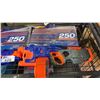 Image 3 : (2) NERF GUNS & (2) PACKS OF 250 NERF FOAM DARTS